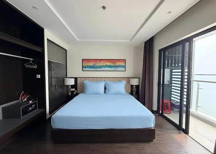 Cozy Sapphire - Ocean View - Near Center * Hạ Long