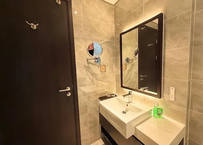 Cozy Sapphire - Ocean View - Near Center Hạ Long
